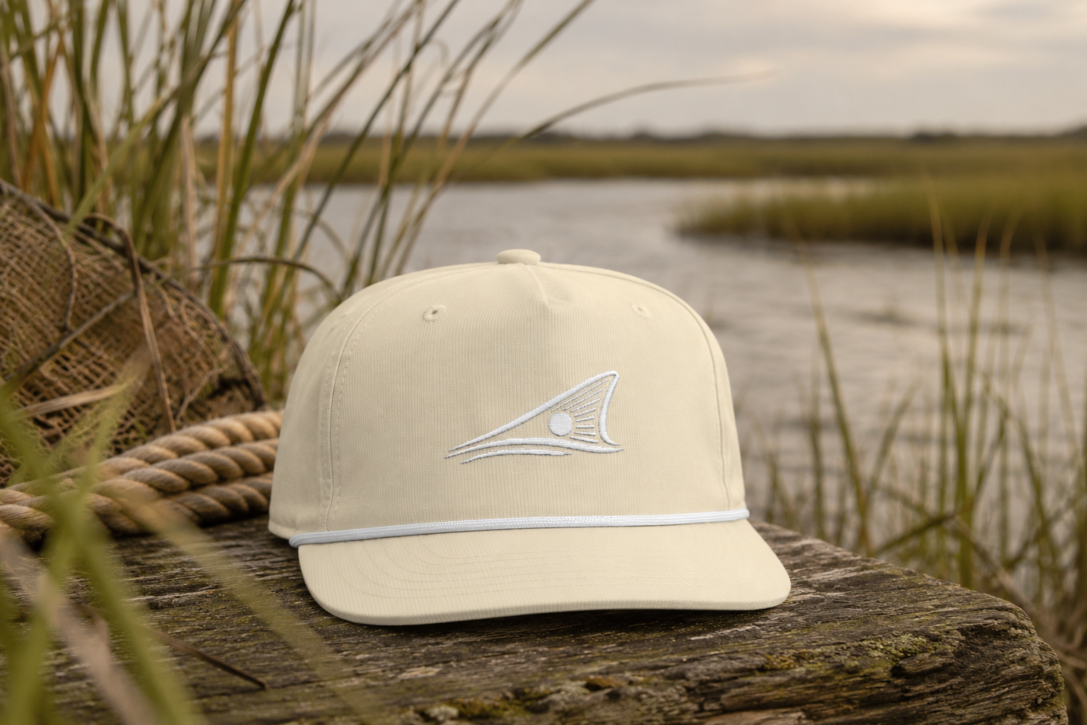 Redfish Tail Embroidered | Cream